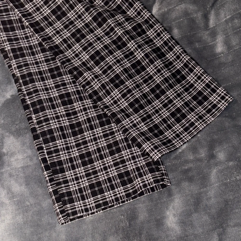 Studio by Torrid Monochrome Plaid Trousers - Straight - Picture 9 of 11